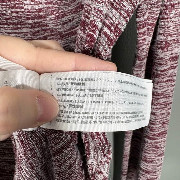 Hollister Women's Burgundy Marled Y2K Cozycore Knit Top - Size Medium - Casual - Picture 6 of 7